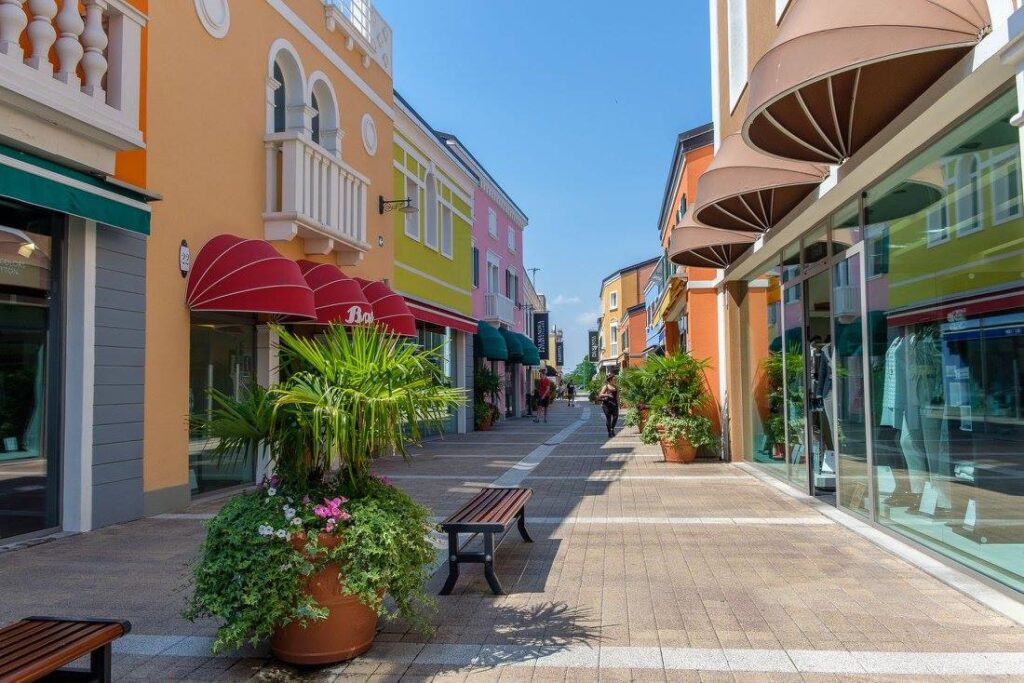 Palmanova Outlet Village - Italy - Designer brand stores