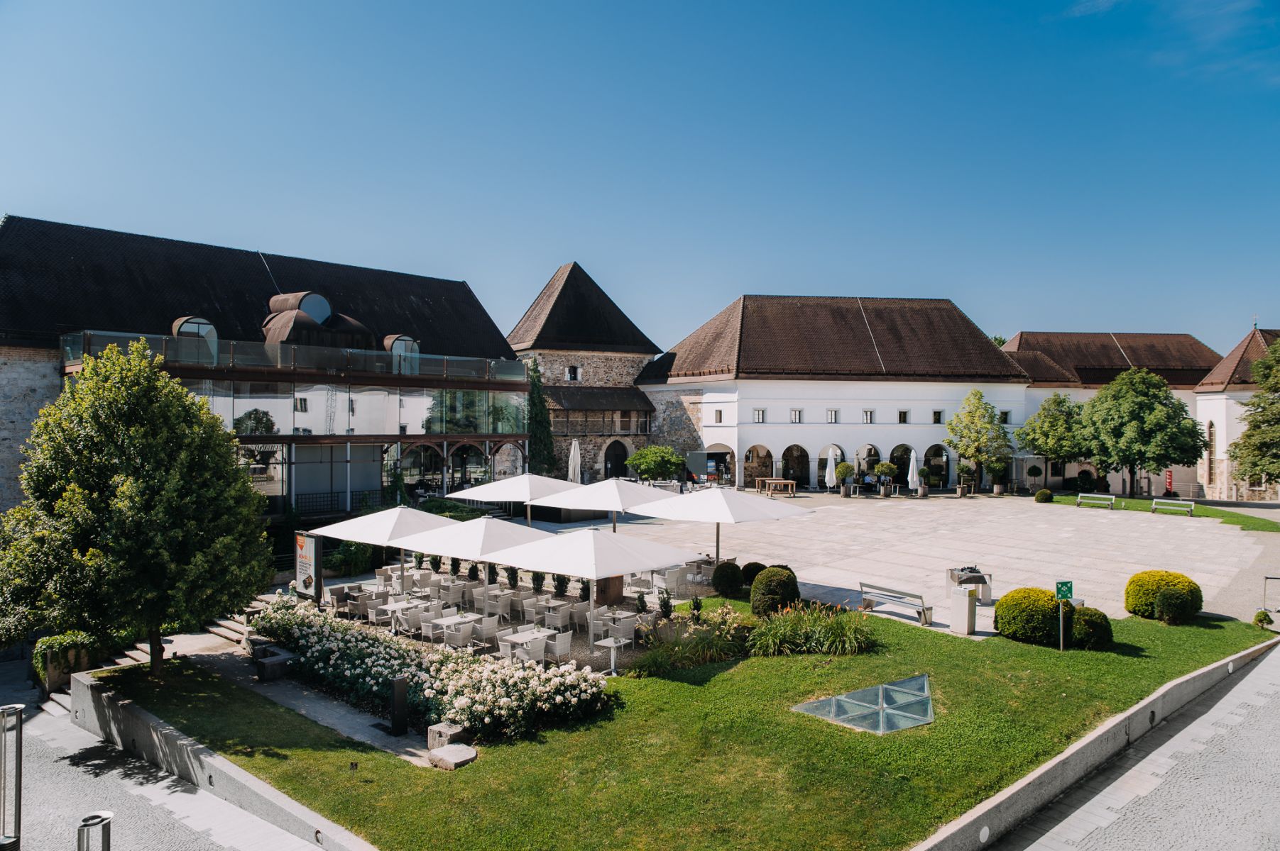 Gostilna na Gradu - Ljubljana - MICHELIN Guide, Slovenian Cuisine, Vegetarian friendly, Vegan options, Gluten free options, Outdoor seating, Lunch, Dinner, Late Nigh