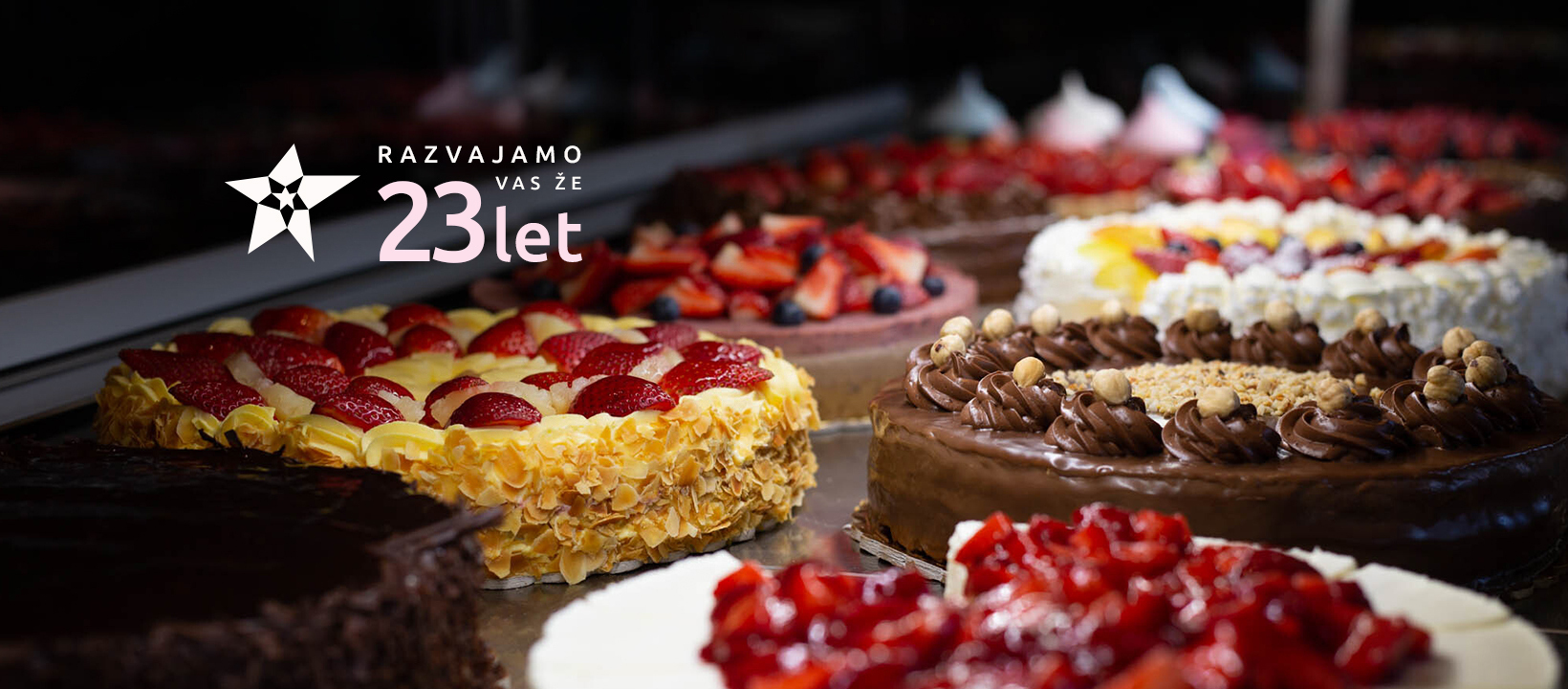 Kavarna Zvezda - Cafe Zvezda in Ljubljana - Sweets and Cakes, Vegan Cakes, Coffee, Breakfast, Brunch, Outdoor seating, Old town of Ljubljana, Takeout