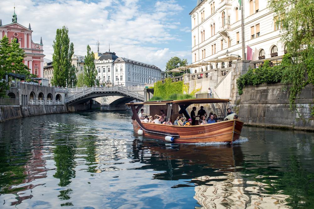 BOAT TRIP Ljubljana, Bled and Bohinj - Barka LJUBLJANICA