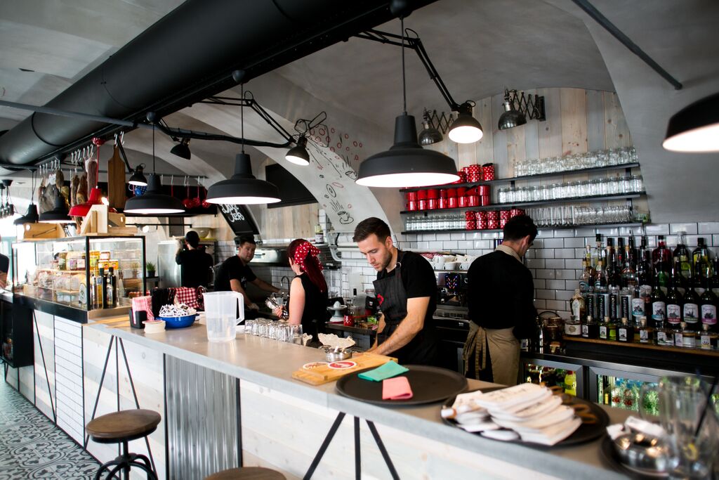 Restaurant Slovenska Hisa in Ljubljana - Slovenian Cuisine, Breakfast, Brunch, Cafe, Outdoor seating, Old town of Ljubljana