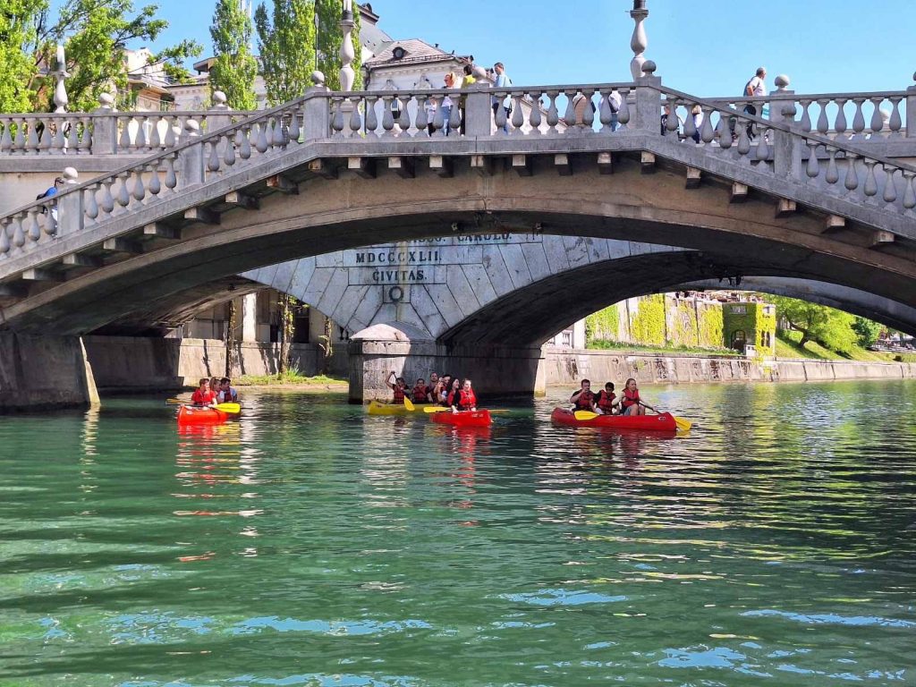 Rent a paddle-board, kayak, canoe and motorboat in Ljubljana - Embark on an unforgettable experience along the Ljubljanica River