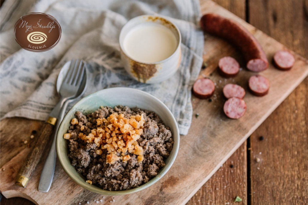 Moji Struklji - Ljubljana under the Plečnik arcades - Traditional štruklji, top things to do in ljubljana slovenia