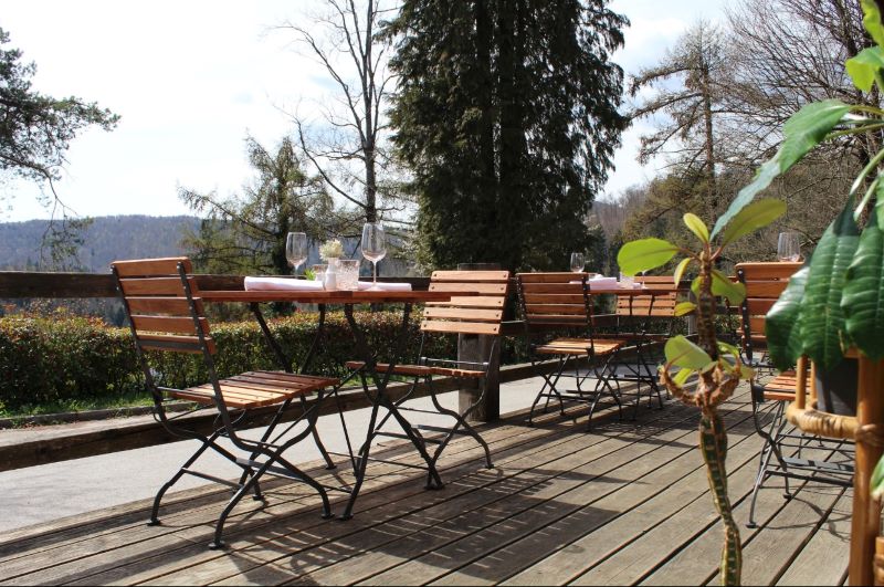 Gostilna Slavkov Dom - Traditional Slovenian Cuisine