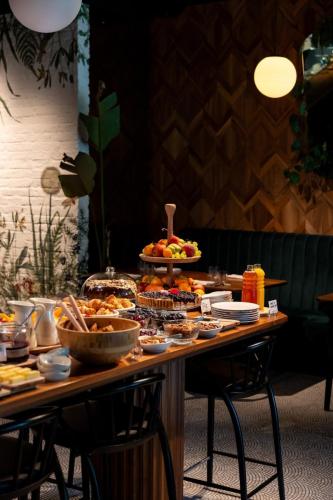 JAZ by ANA ROS - Contemporary and Creative Cuisine