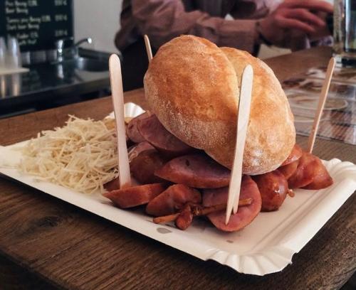 Klobasarna - Ljubljana - Time for Carniolan Sausage