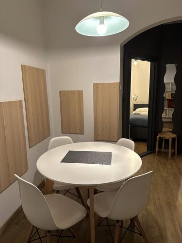 ApartmentsMuseum-A3-06